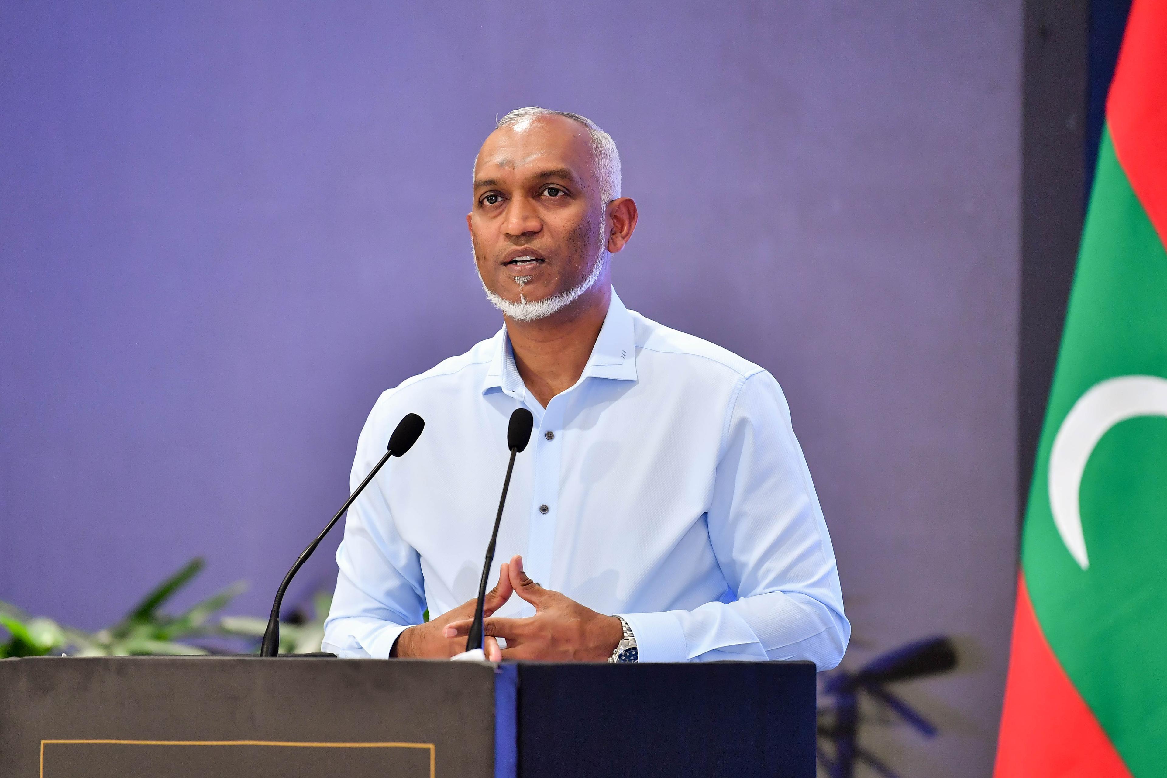 ދިވެހީންގެ އަމިއްލަވަންތަކަމުގެ މައިބަދައަކީ ދިވެހިބަސް :ރައީސް