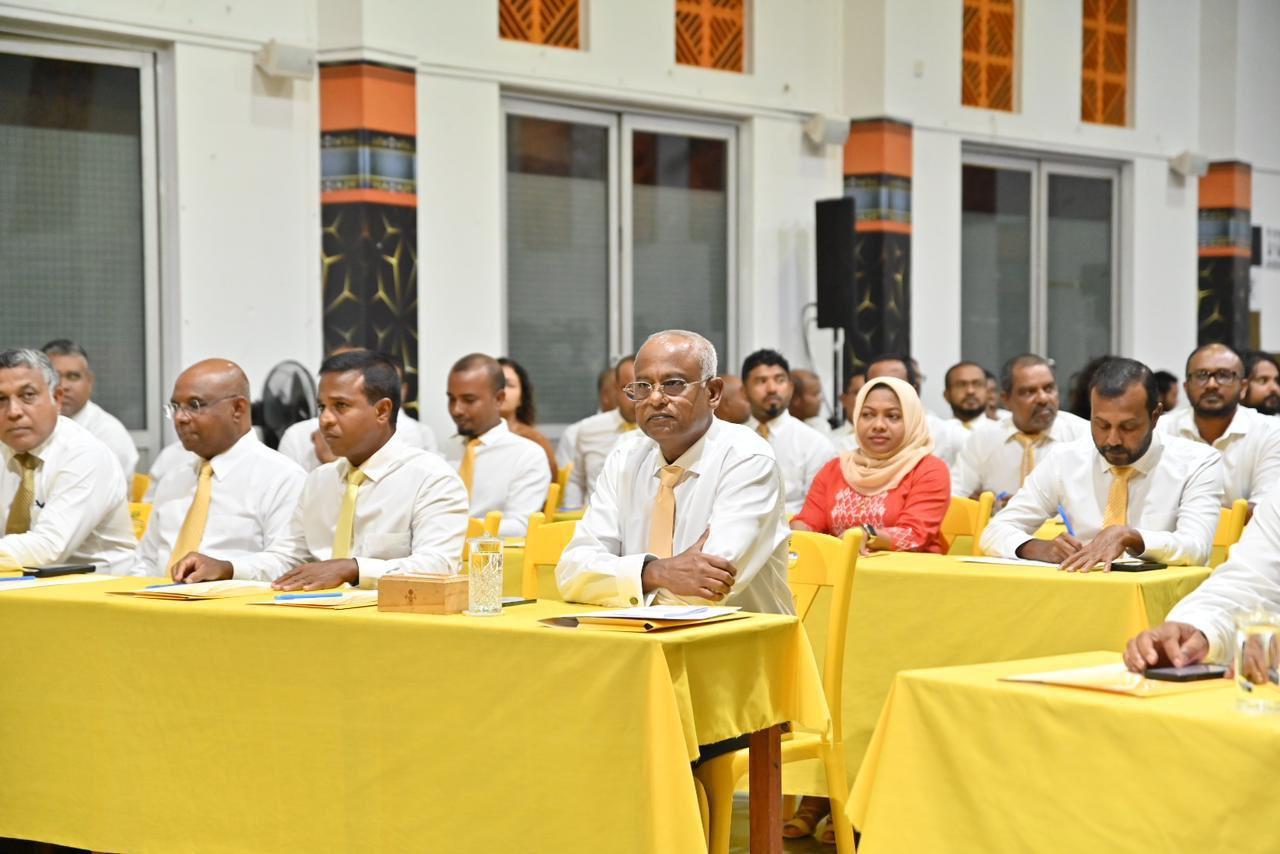 ޒުވާނުންގެ މުޒާހަރާ ތަކުގައި  ބައިވެރިވާން އެމްޑީޕީން ނިންމައިފި