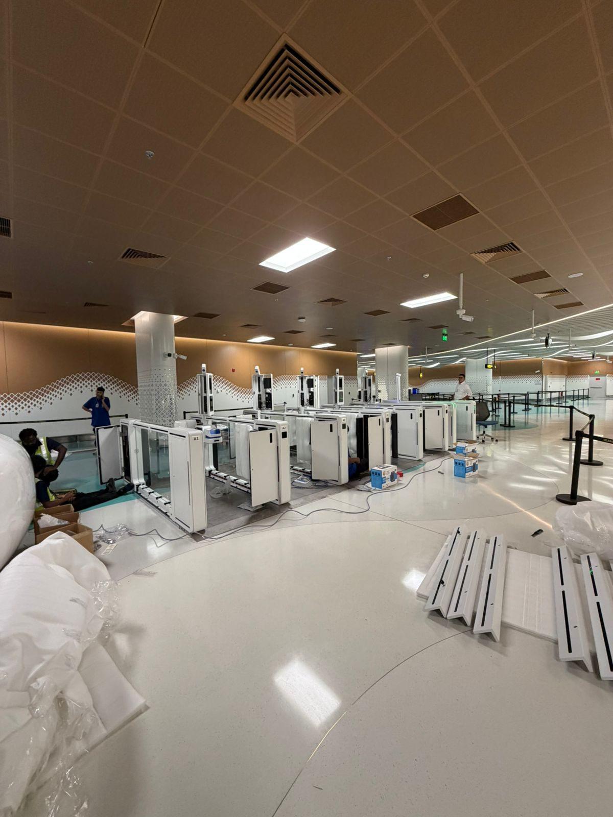 ވީއައިއޭގައި އީގޭޓުތައް ހަރުކުރަނީ, ދެން ކިއުގައި ޖެހޭކަށް ނުޖެހޭނެ: ރައީސް