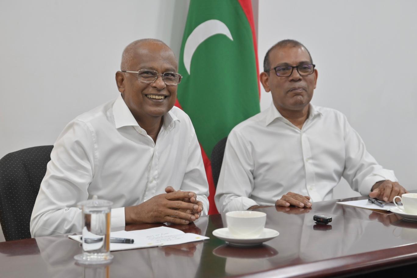 އަންނިއާ އަބަދުވެސް ދެބަސްވޭ، ގާތްނުވެވޭ ވަރަށް ދުރެއް ނުވަން: އިބޫ