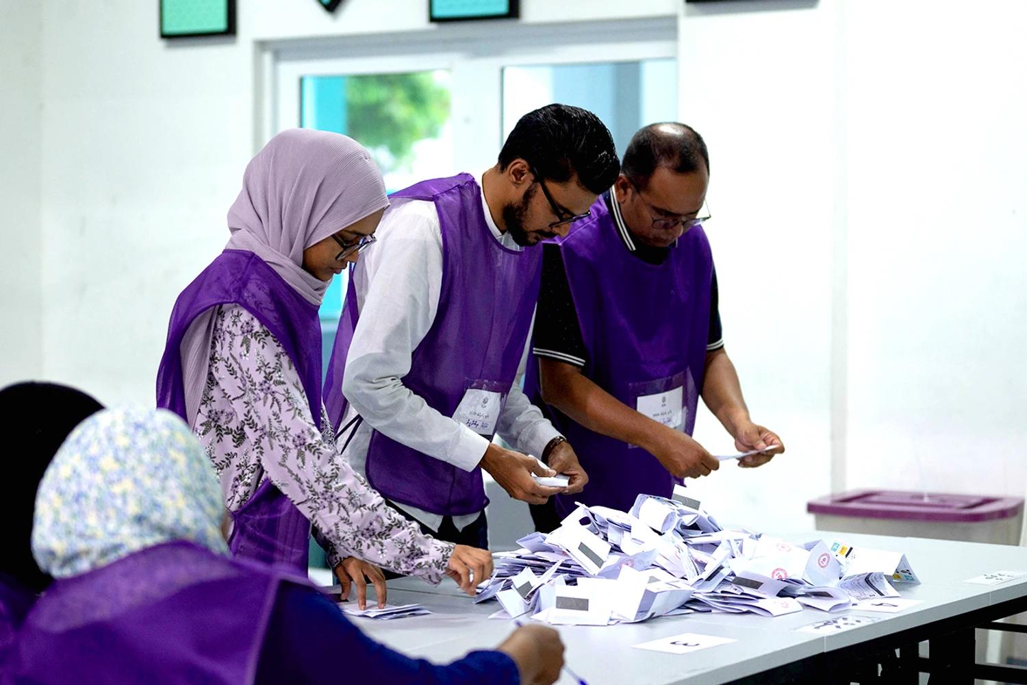 އީސީގެ ބަދަލާއެކު ސިއްރުކަން ގެއްލިދާނެތީ ޓްރާންސްޕޭރެންސީގެ ކަންބޮޑުވުން