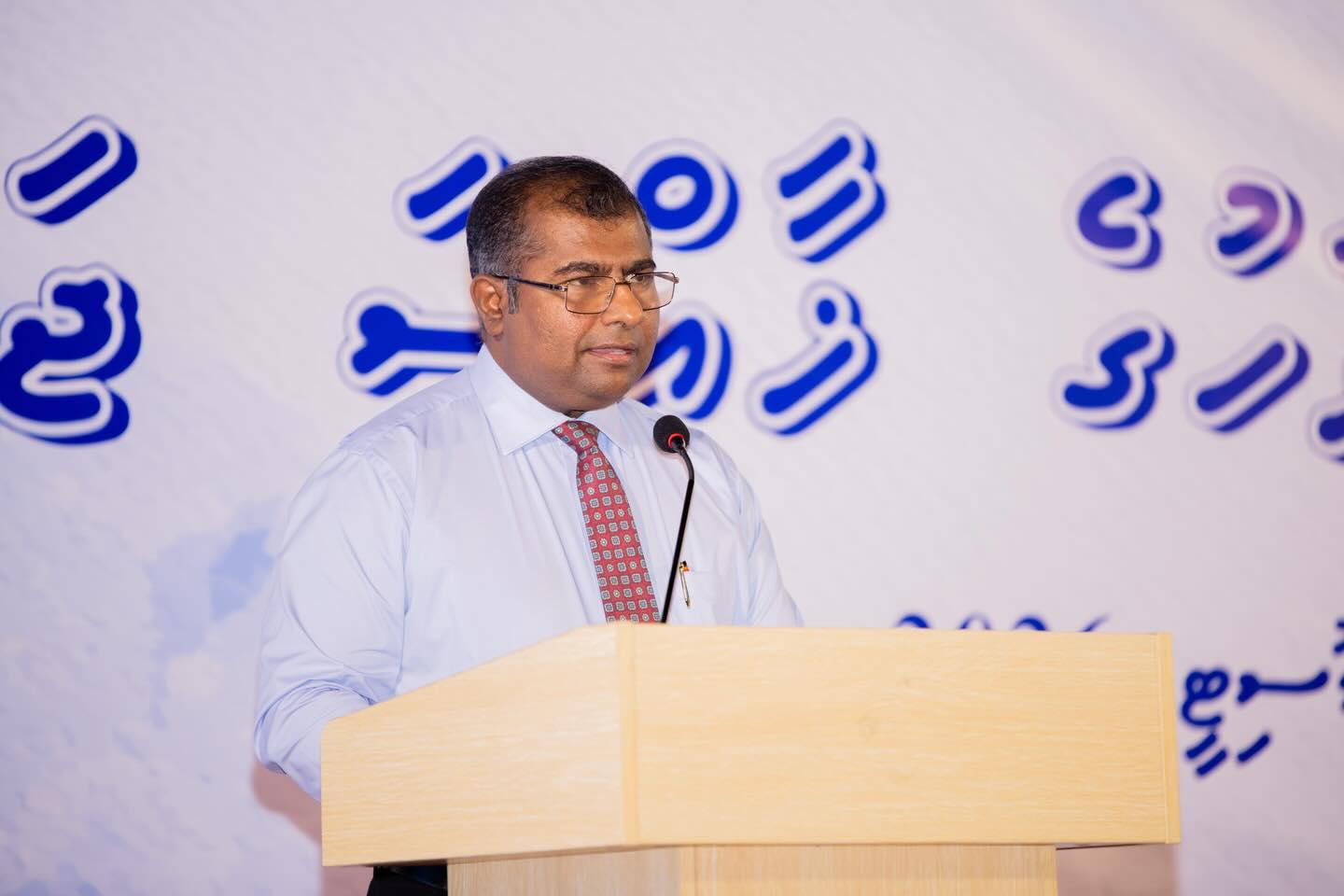 ތަރިކައާ އެންމެ ގުޅިފައިވަނީ ޅެންވެރިކަން: ވަޒީރު