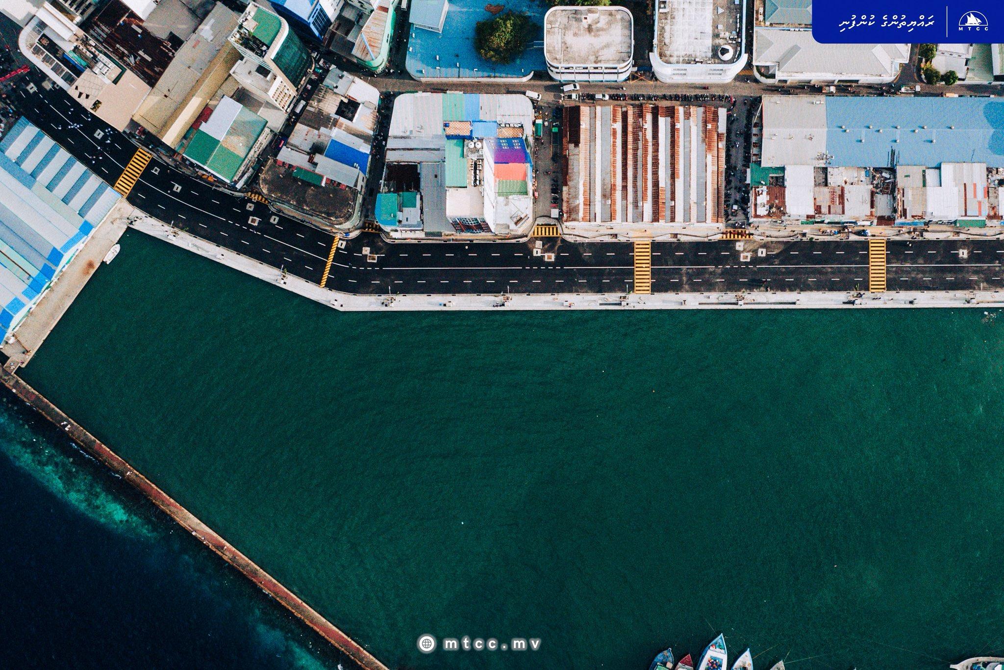 ބާޒާރުމަތީ މަގު ހަތަރު ލޭނަށް ފުޅާކޮށް ހުޅުވައިފި