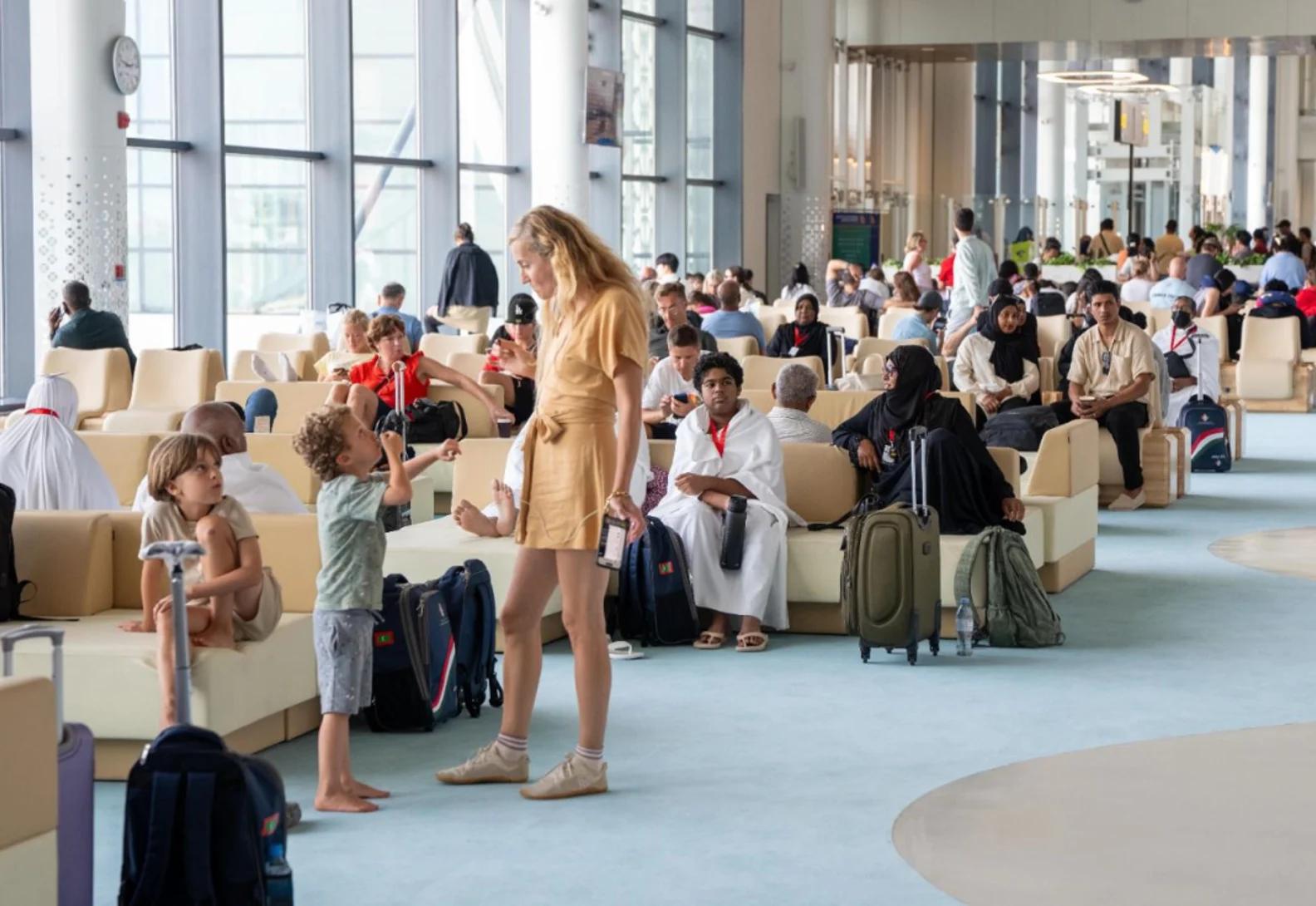 ނުފުރިފައި ތިބި ފަތުރުވެރިންގެ ވިސާގެ މުއްދަތު އިތުރުކުރުމަށް ނިންމައިފި