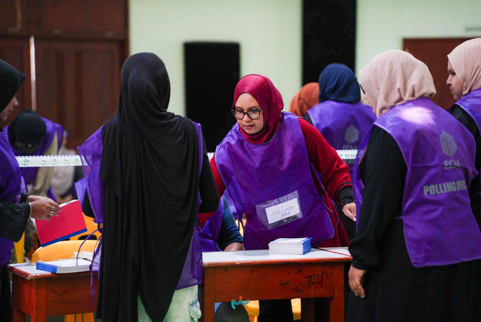 ހިތަދޫ އުތުރު ދާއިރާގެ ބައި-އިލެކްޝަނަށް ކުރިމަތިލުމަށް އިލެކްޝަނުން ހުޅުވާލައިފި