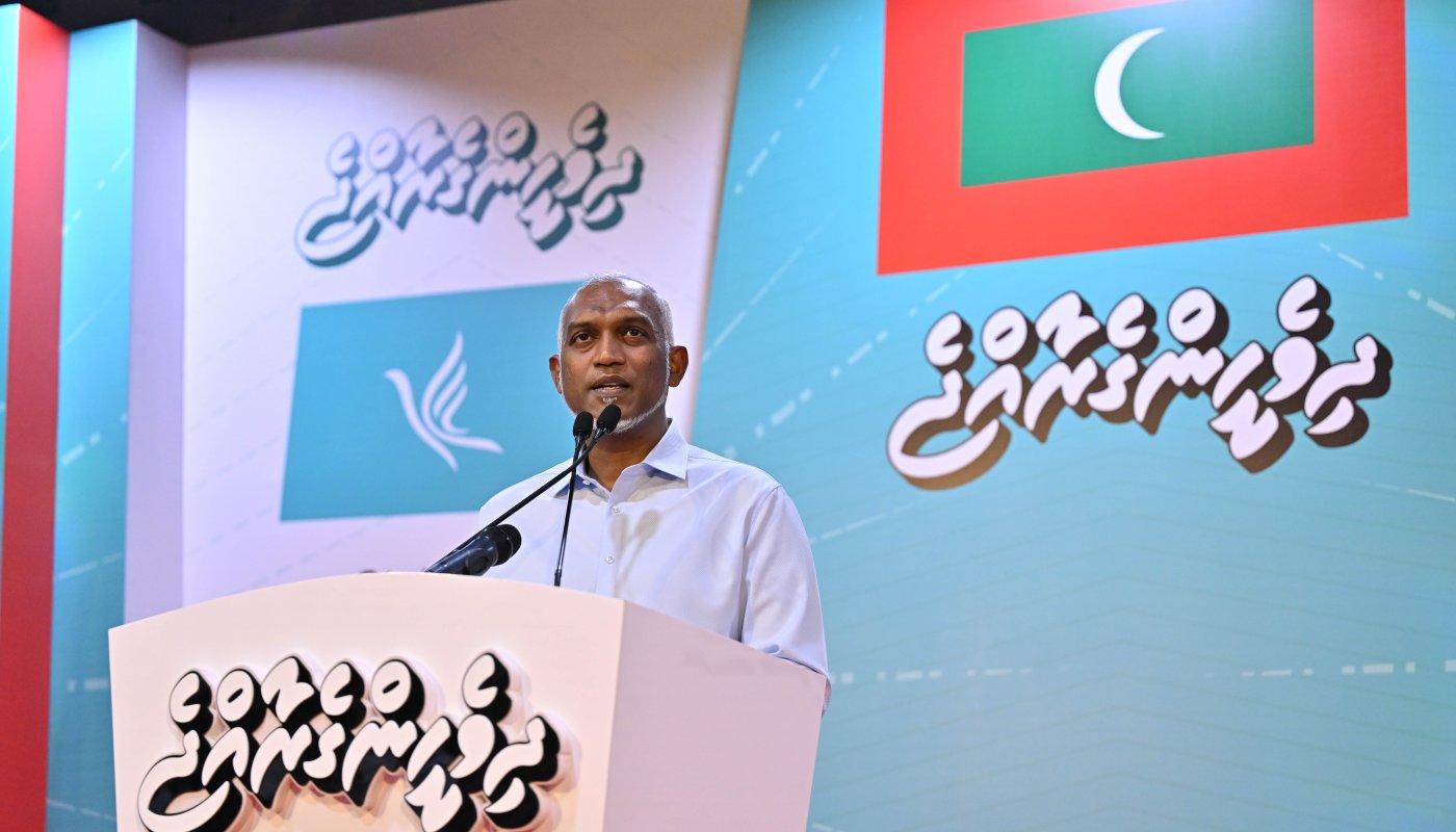 ވެރިކަމަށް އައިއިރު މި ގައުމު އޮތީ އެހެން ގައުމެއްގެ އަޅުވެތިކަމުގައި: ރައީސް