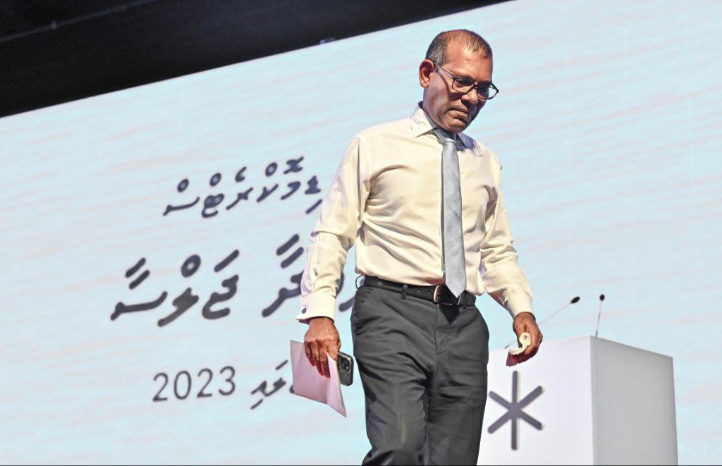 ނަޝީދު އުފެއްދެވި ދަ ޑިމޮކްރެޓްސް އުވާލައިފި