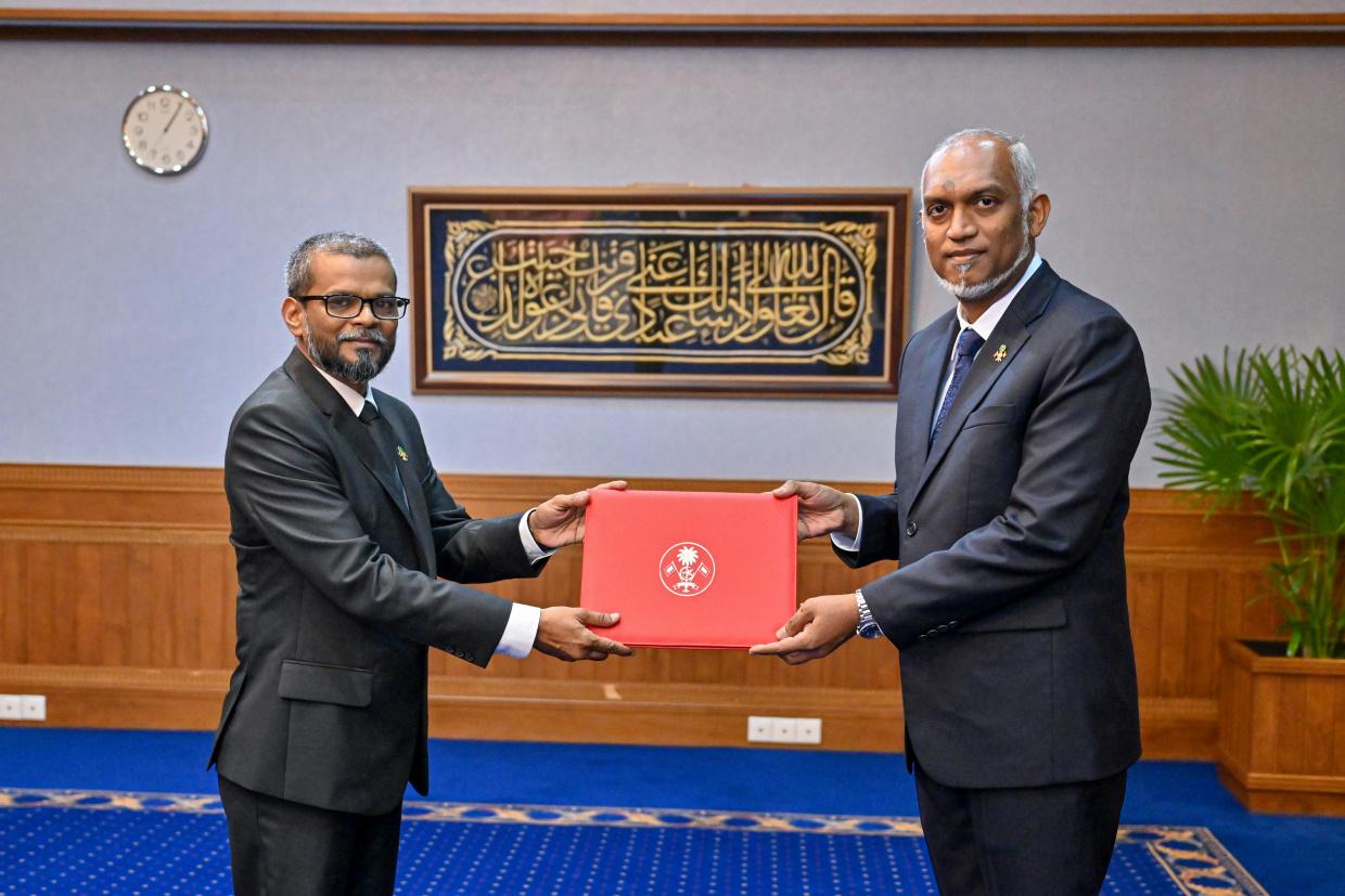 އީސީގެ ރައީސަކަށް ޝަކީލް އައްޔަންކުރުމަށް މަޖިލީހުން ރުހުން ދީފި