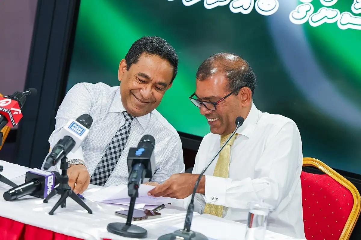 ތިނަދޫގައި އަލުން މީހުން އާބަދުވިތާ 60 އަހަރު ފުރުން ފާހަގަކުރުމުގެ ޖަލްސާއަށް ޔާމީނާއި ނަޝީދު ވަޑައިގަންނަވަނީ 