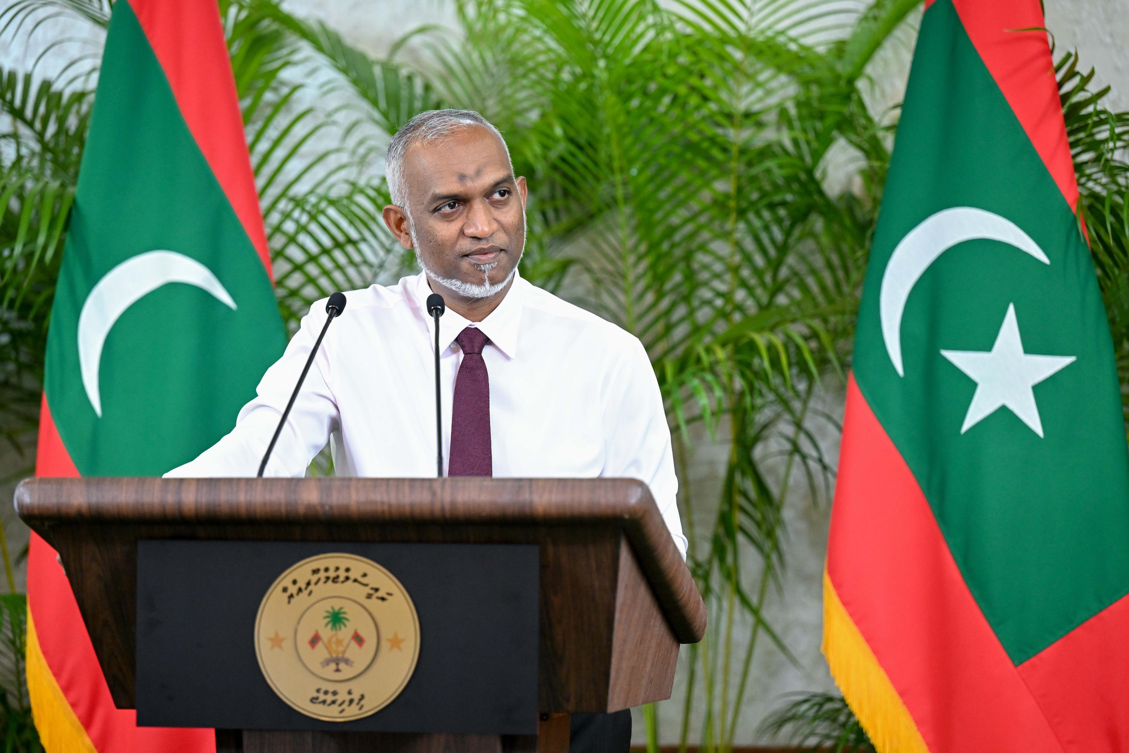 ދުނިޔޭގެ އެންމެ ދިގު ޕްރެސްގެ ރެކޯޑާއެކު ރައީސްގެ ޕްރެސް ނިންމާލައިފި