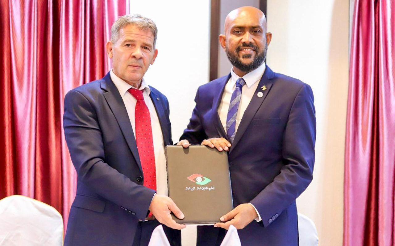 ކޮރަޕްޝަން ހުއްޓުވަން ރާއްޖެއާއި ފަލަސްތީނާ ދެމެދު ފަހުމުނާމާއެއްގައި ސޮއިކޮށްފި