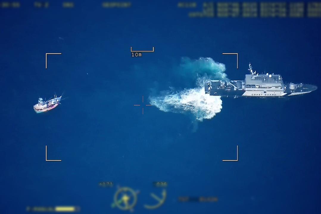 ވަގަށް ވަތް ލަންކާގެ ދެ މަސްބޯޓެއް ސިފައިން ހިފަހައްޓައިފި