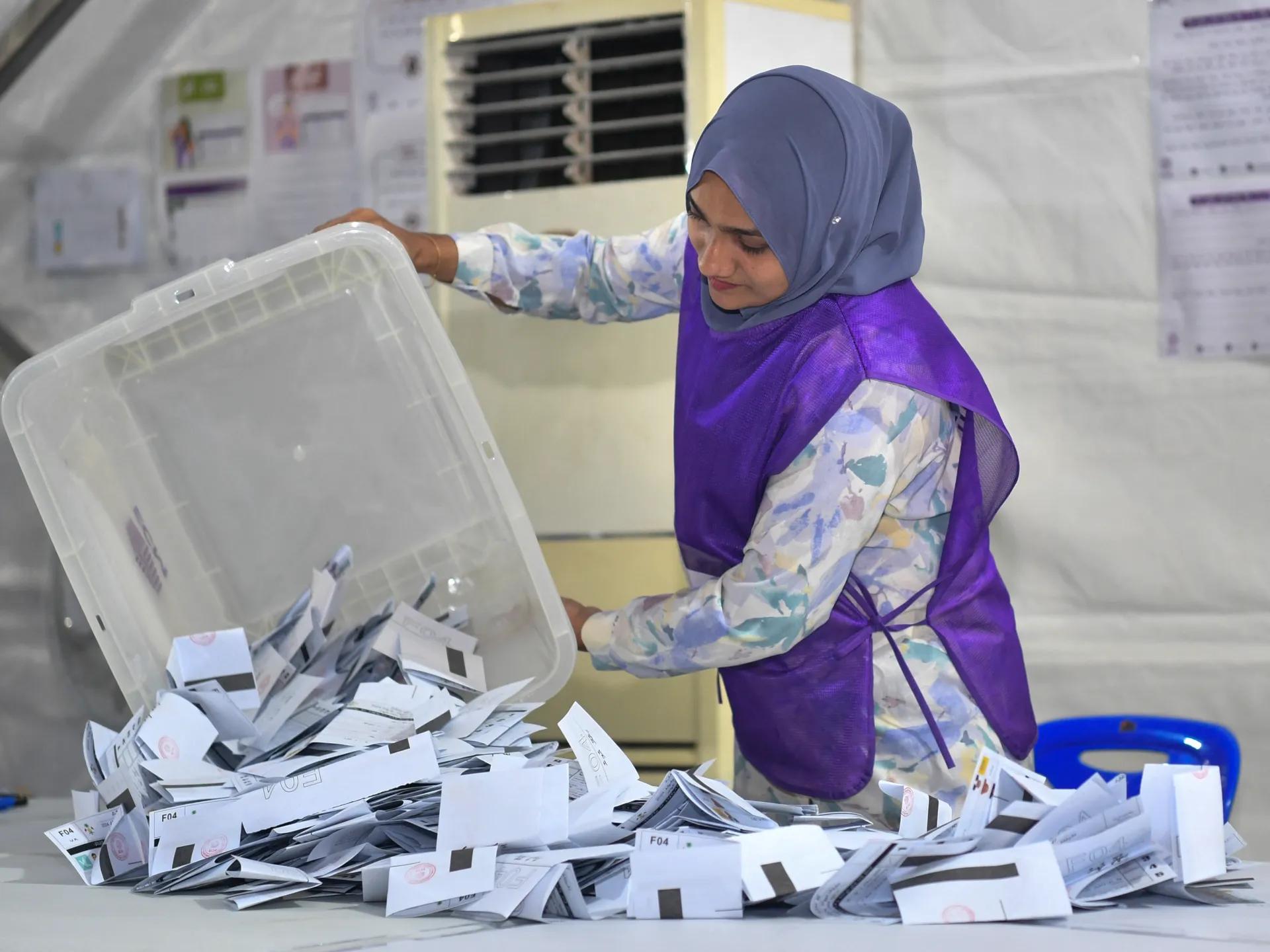 ރައްޔިތުން ރިޝްވަތާ ދުރުވެ، ނަޒާހަތްތެރިކަން އިސްކުރޭ: އޭސީސީ