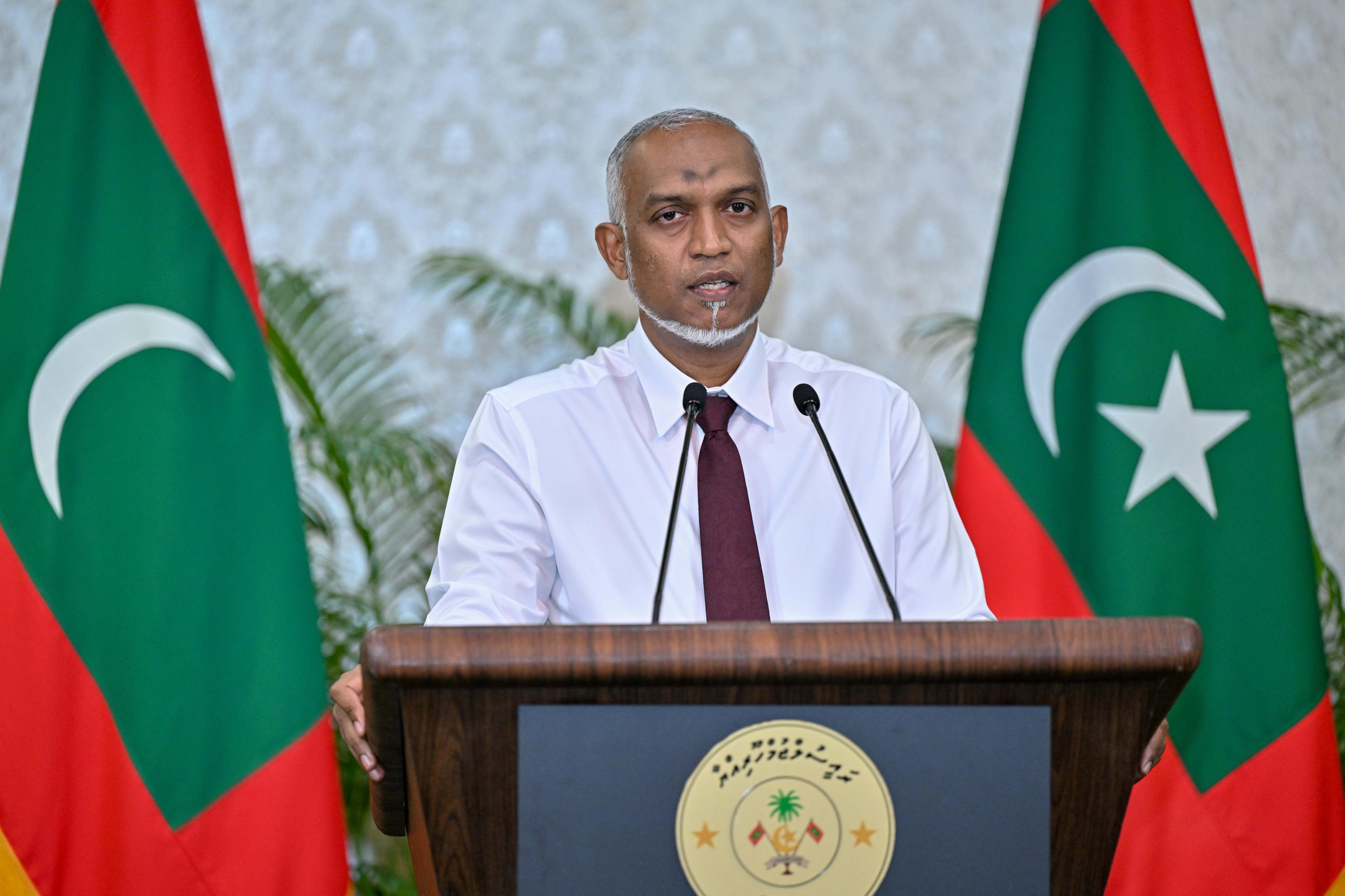 މެއި މަހުގެ މުސާރައާއެކު މުސާރައިގެ މައްސަލަ އެއްކޮށް ހައްލުވާނެ: ރައީސް