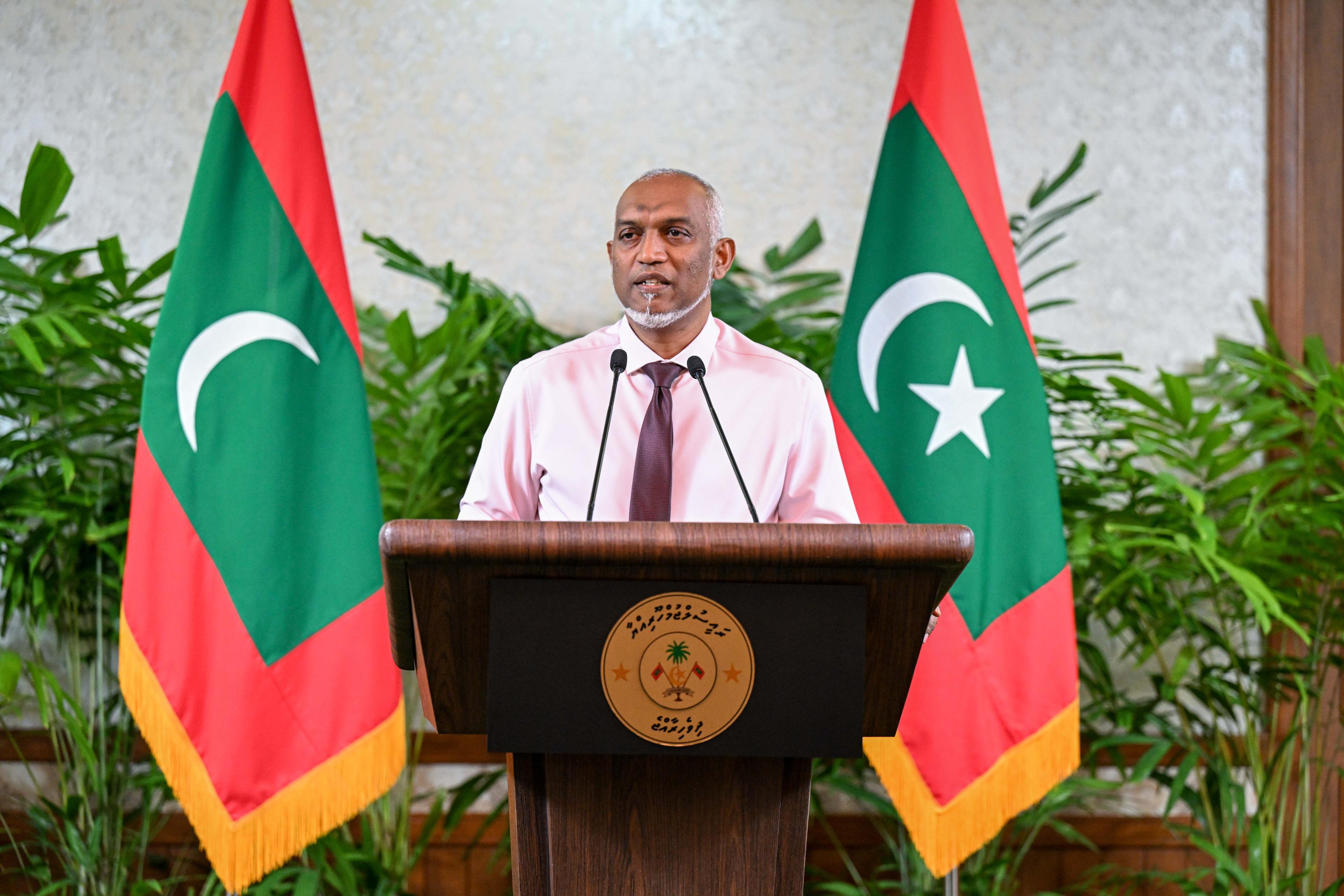 ނަމާދު ގަޑިތަކުގައި ކުޅިވަރު ކުޅުން މެދުކަނޑާލަންޖެހޭ: ރައީސް