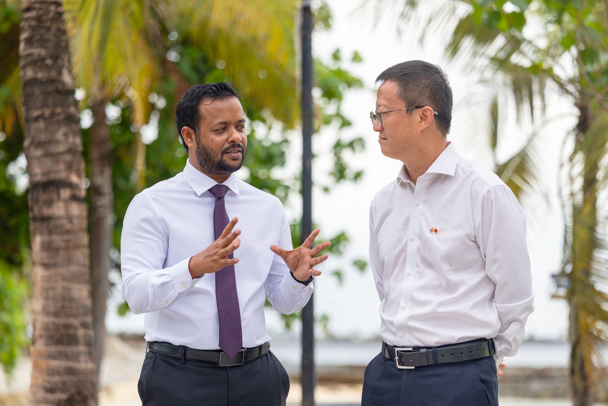 މާލެ އާއި ވިލިމާލޭގެ މަގުތައް ތަރައްގީ ކުރުމުގެ ސާވޭ ކުރިއަށްދާ ގޮތް މިނިސްޓަރު ބައްލަވާލައްވައިފި