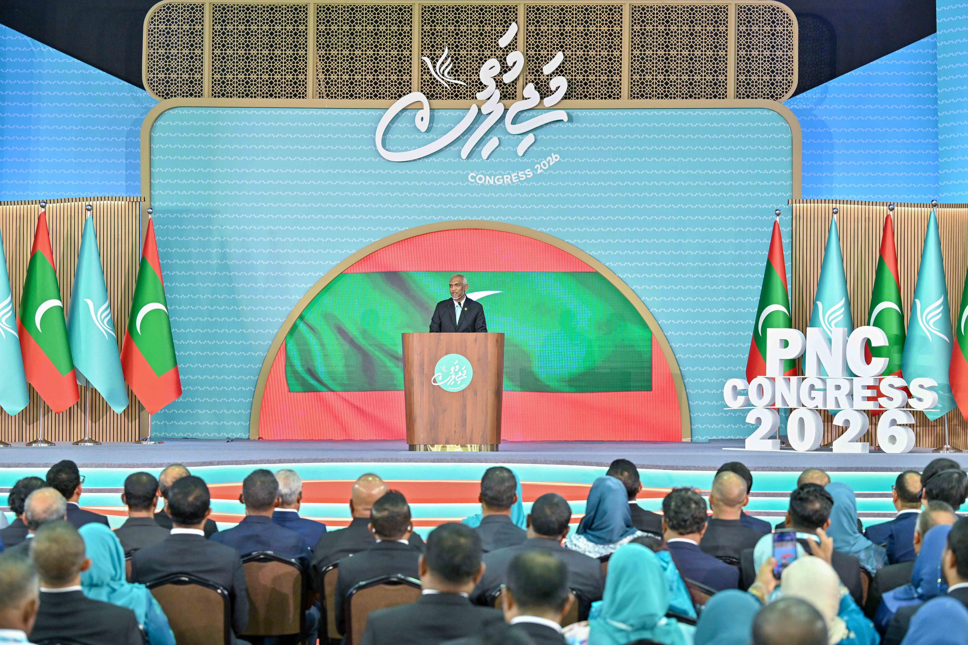 2028 ވަނަ އަހަރުގެ ރިޔާސީ ޓިކެޓް ރައީސް ޑރ. މުޢިއްޒަށް އަރުވައިފި